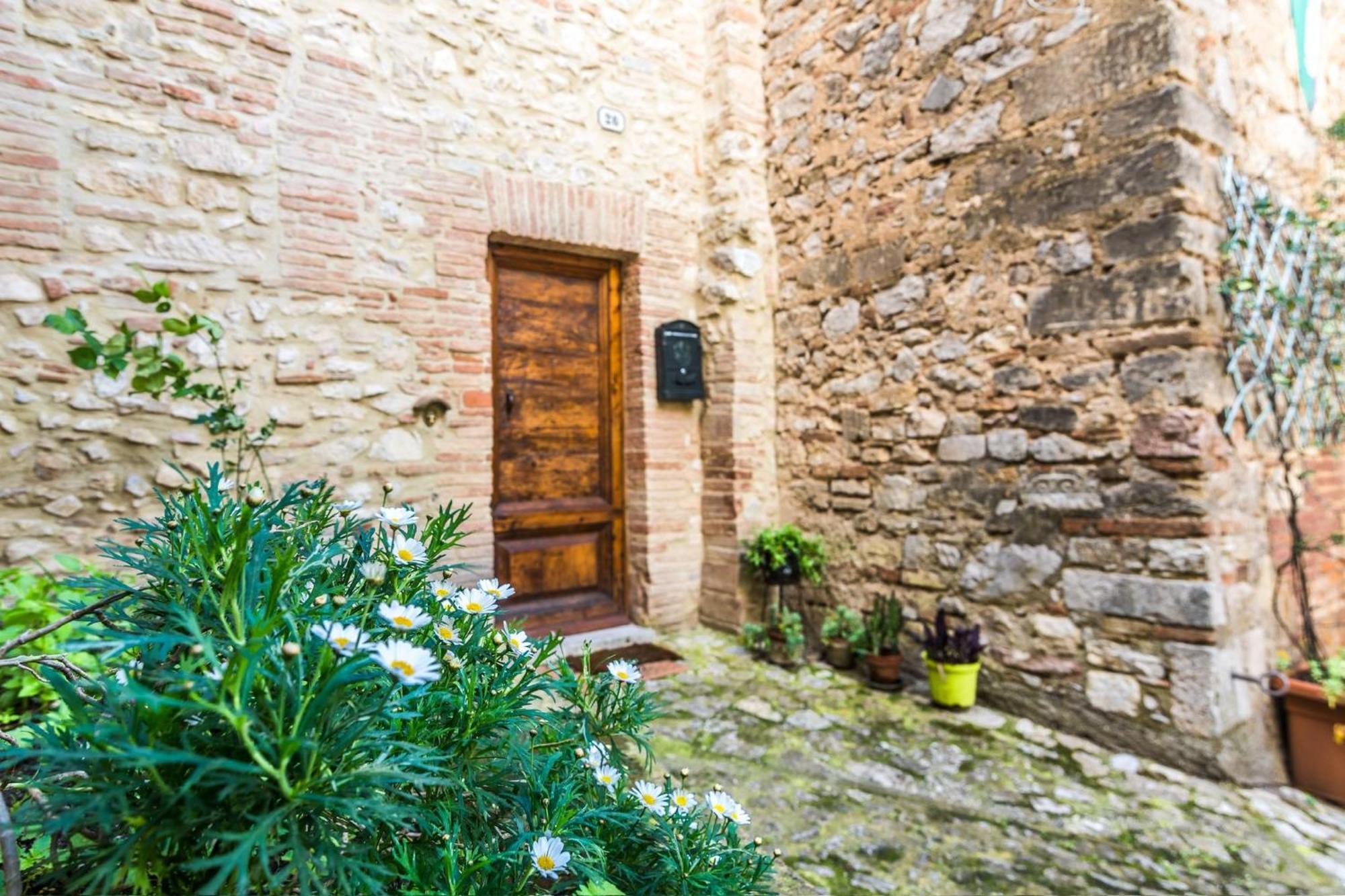 *La Torre Di Amelia* Nel Cuore Dell' Umbria Екстериор снимка